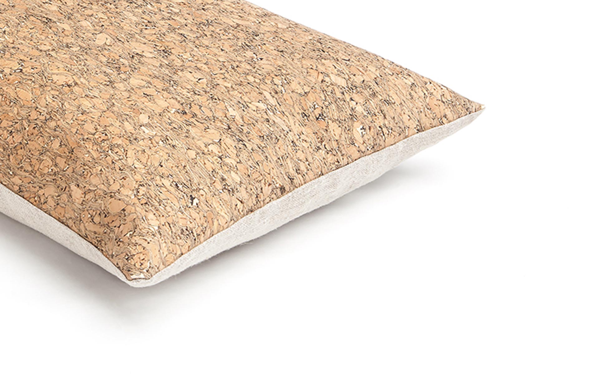 Mrs.Me home couture - Cushion Cork detail 2
